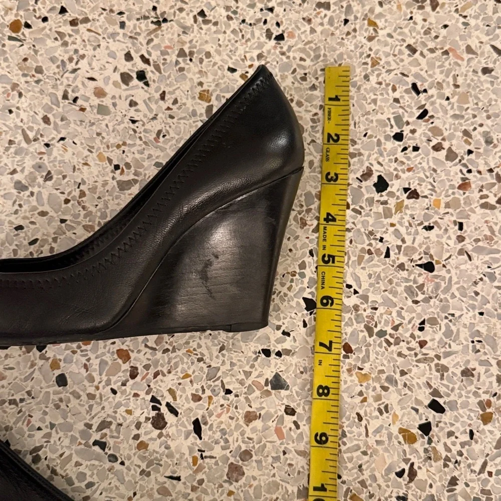 Tory Burch black wedge heel round toe gold logo 7